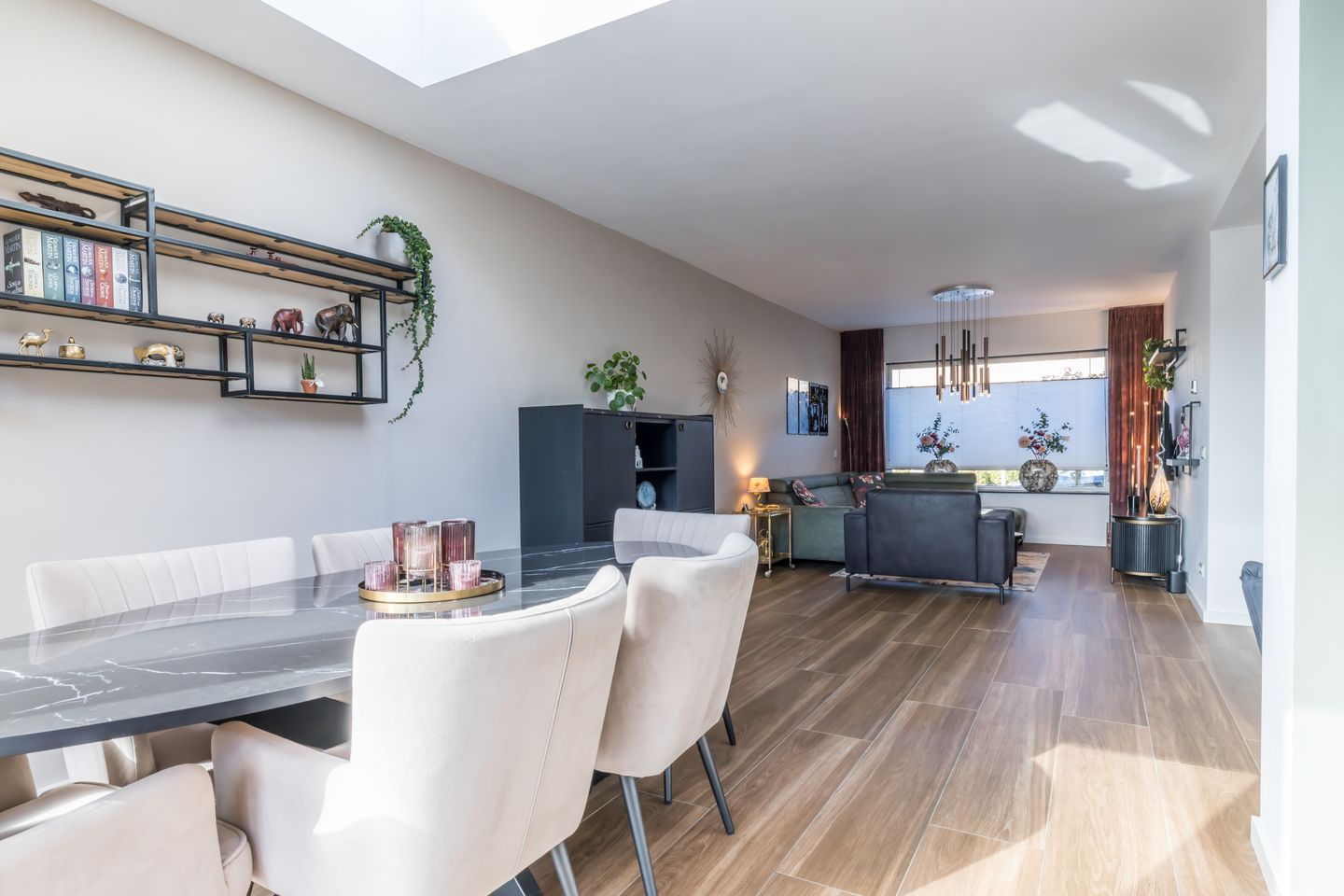 Photo 10 of Irenestraat 31
