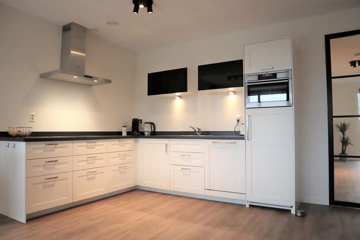 Appartement te huur: Industriestraat 23, Noord-Scharwoude