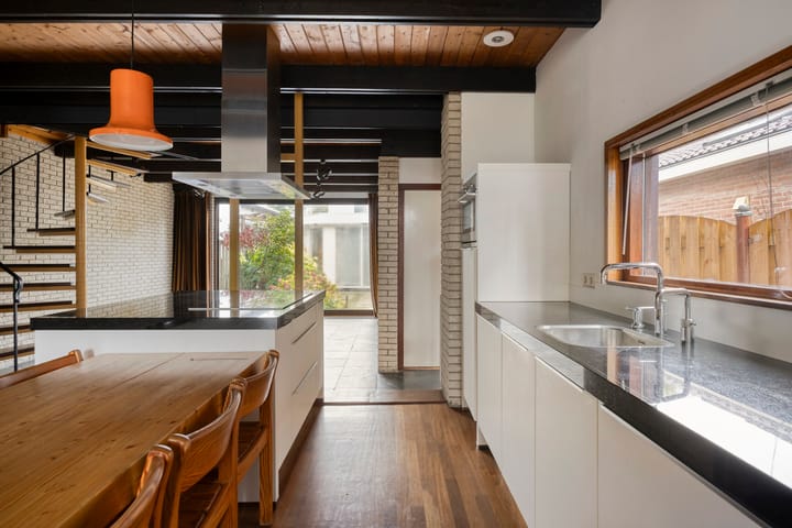 Twee-onder-één-kap te koop: Dorpsstraat 43, Koudekerk Aan Den Rijn