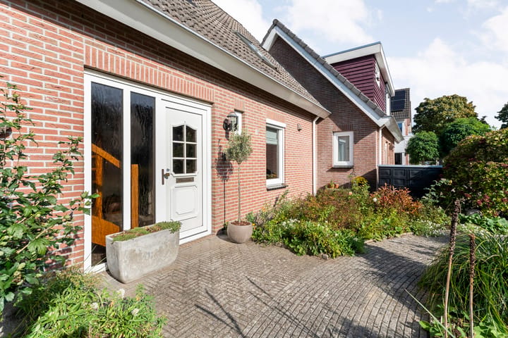 Vrijstaande woning te koop: Madeliefje 15, Hardenberg