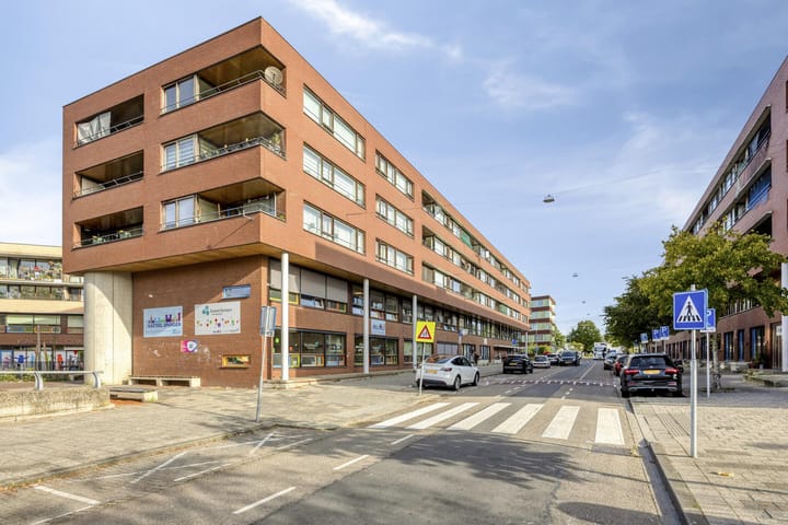 Photo 2 of Da Costastraat 117