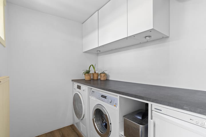 Tussenwoning te koop: Regulierslaan 9, Alkmaar