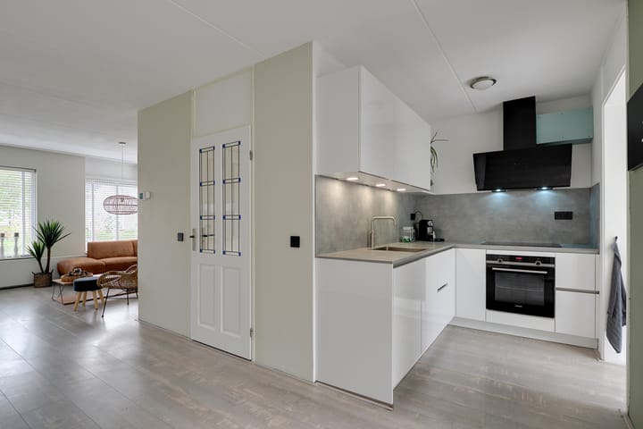 Tussenwoning te koop: Florijn 124, Hoorn