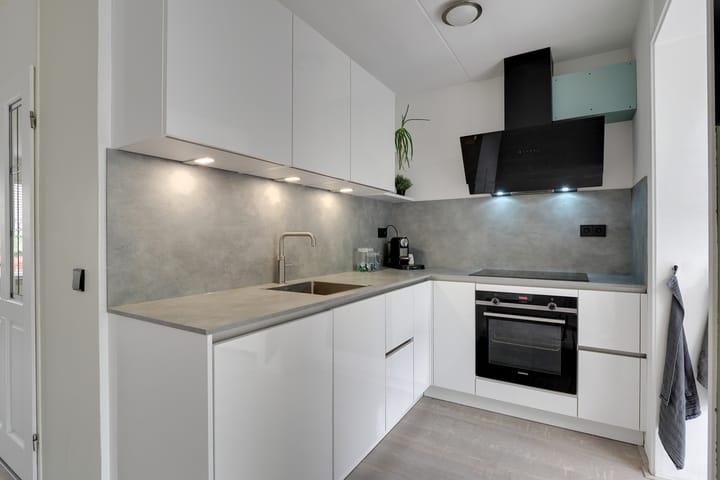 Tussenwoning te koop: Florijn 124, Hoorn