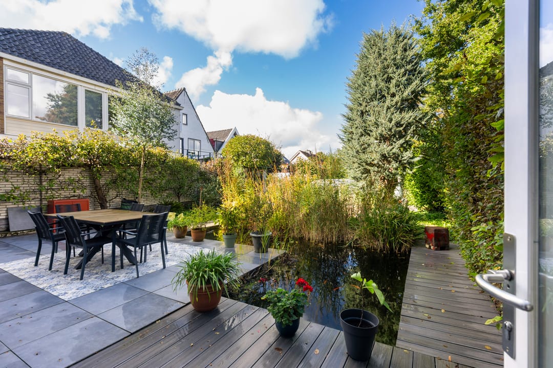 Photo 41 of Bernhardstraat 1