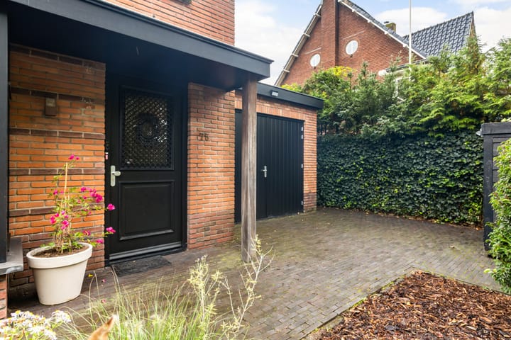 Hoekwoning te koop: Panweg 75, Zeist
