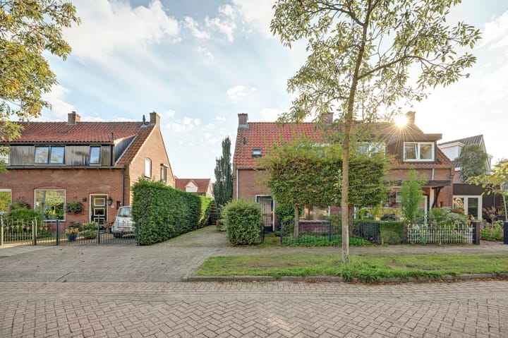 Photo 3 of Koningin Wilhelminaweg 6