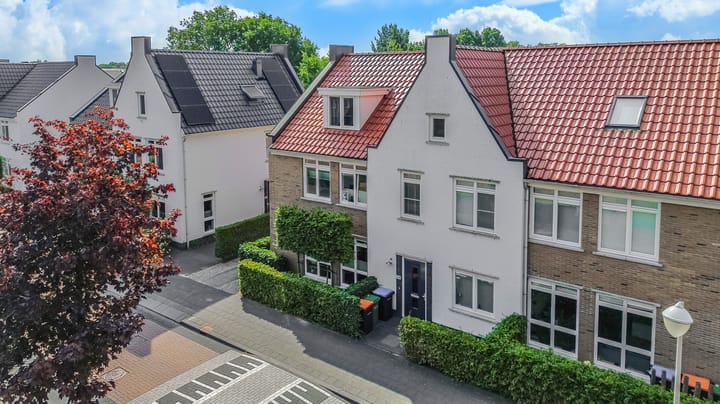 Tussenwoning te koop: Straat van Gibraltar 166, Amersfoort