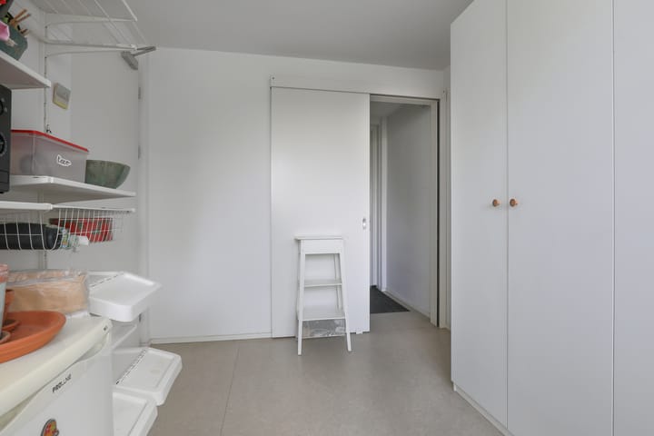 Tussenwoning te koop: Straat van Gibraltar 166, Amersfoort