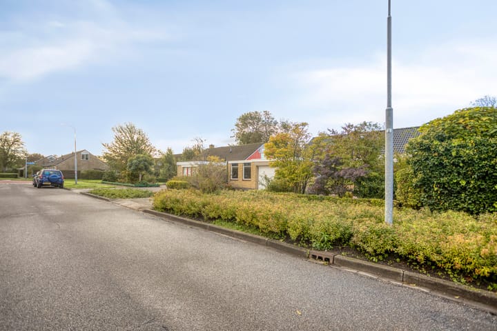 Twee-onder-één-kap te koop: J.A. de Boerstraat 40, Schagerbrug