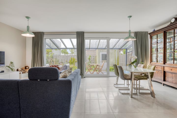 Hoekwoning te koop: Valeriaan 19, Alphen Aan Den Rijn