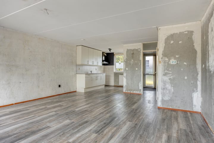 Tussenwoning te koop: Gouvernantelaan 22, De Meern