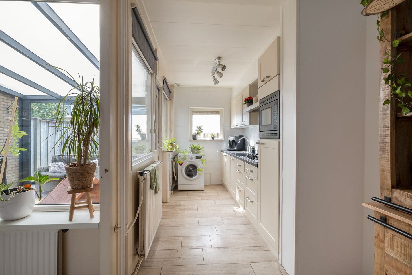 Photo 10 of Wethouder Hassingstraat 48-A