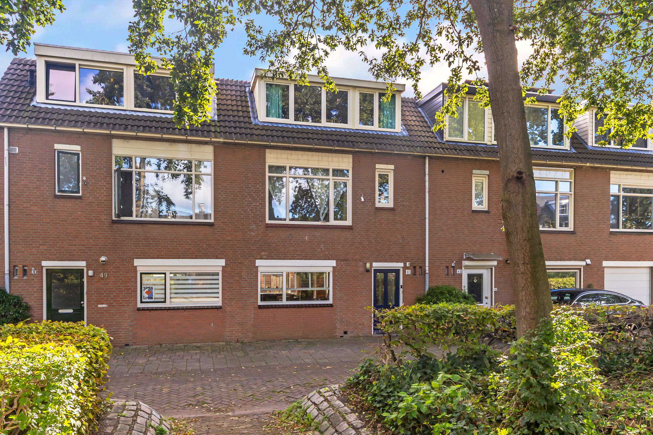 B. Thoenplantsoen 47 