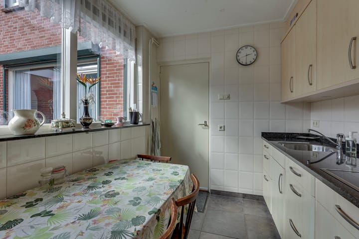 Twee-onder-één-kap te koop: Dr. C.A.J. Quantstraat 30, Diepenheim