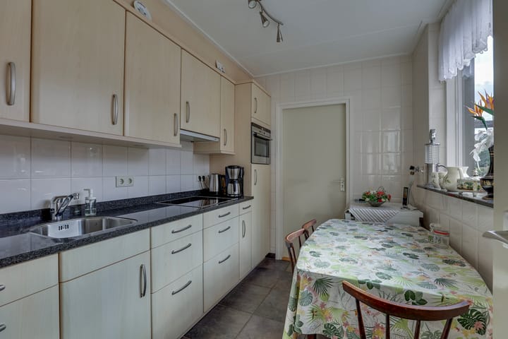Twee-onder-één-kap te koop: Dr. C.A.J. Quantstraat 30, Diepenheim