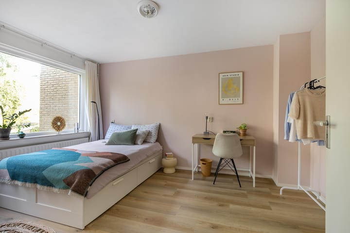 Tussenwoning te koop: Van Moerkerkenlaan 12, Groningen