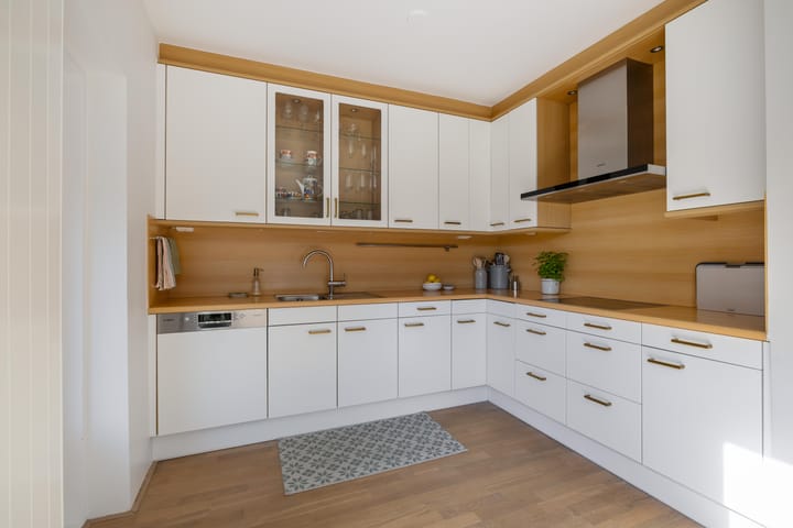 Tussenwoning te koop: Van Moerkerkenlaan 12, Groningen