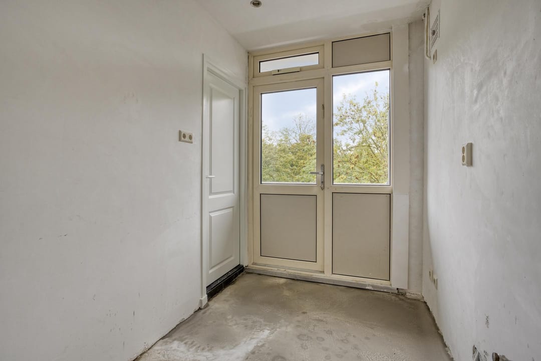 Photo 13 of Schoorlstraat 85