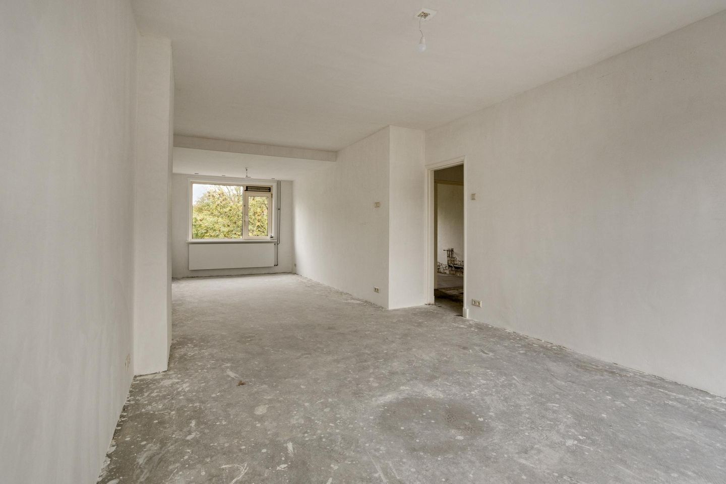 Photo 10 of Schoorlstraat 85
