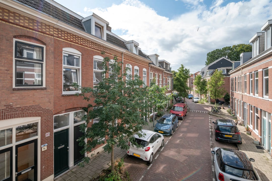Photo 38 of Berckheydestraat 16-RD