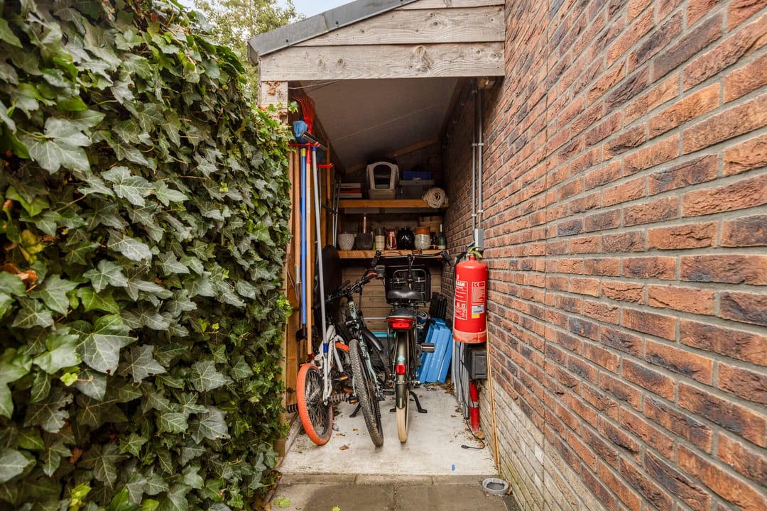 Photo 28 of Burgemeester Postmastraat 11