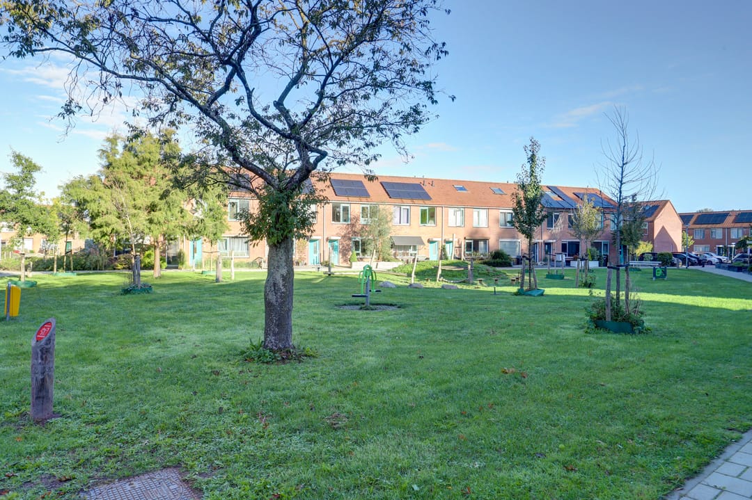 Photo 43 of Diepenbrocklaan 15