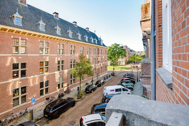 Foto 4 van Brederodestraat 90-2