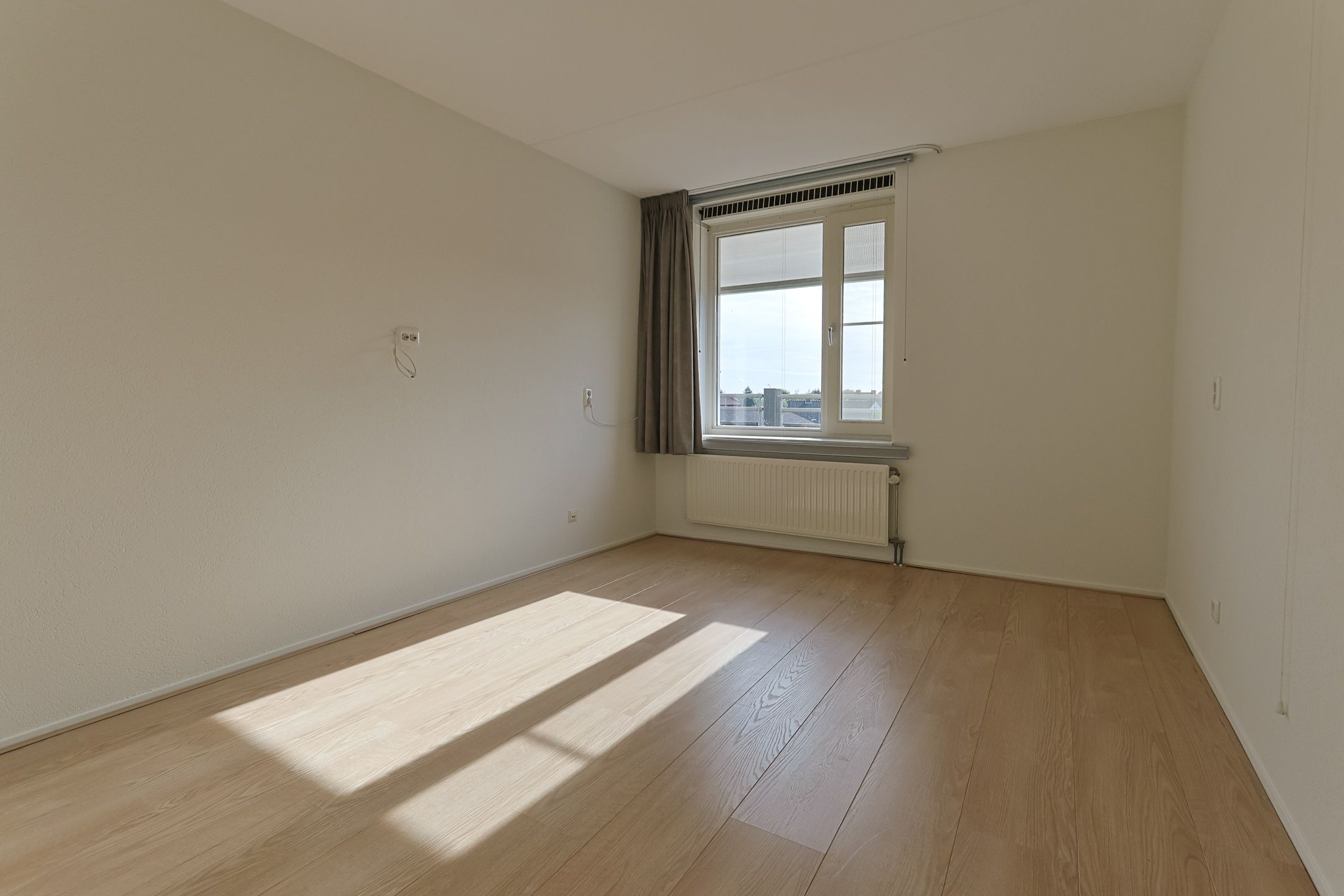 Photo 33 of Essenlaan 6-B