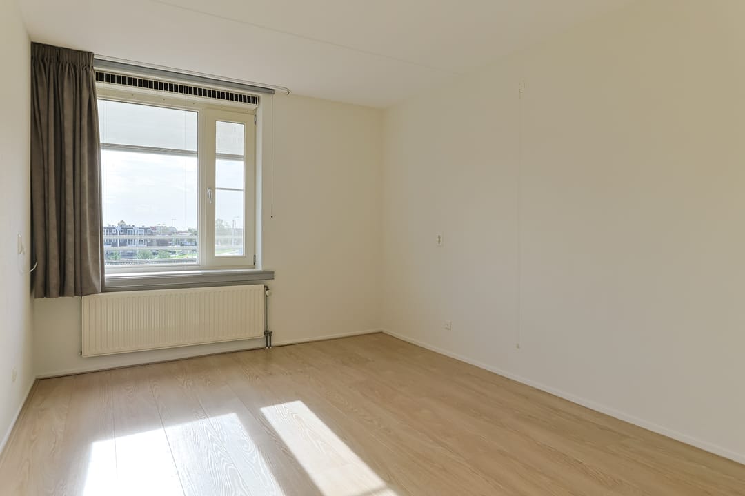 Photo 32 of Essenlaan 6-B