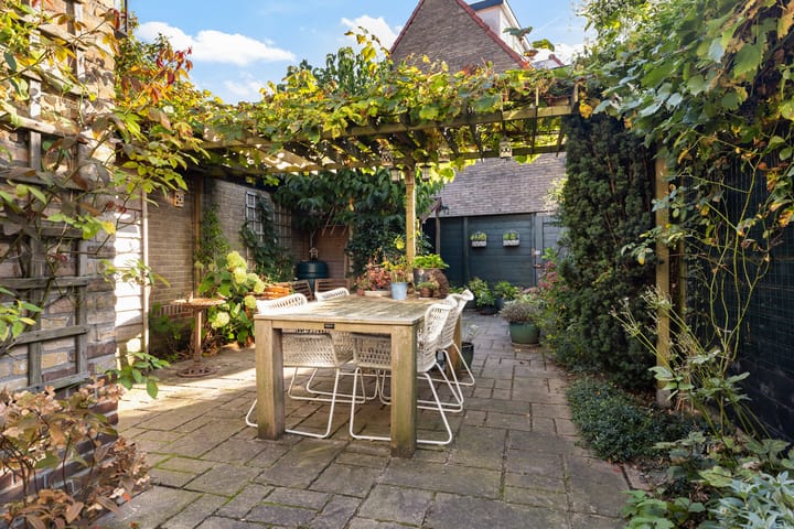 Tussenwoning te koop: Spaarnestraat 26, Amersfoort