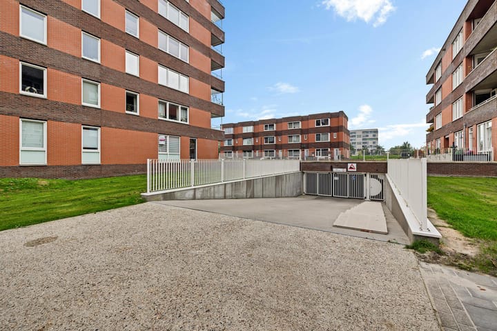Foto 2 van Karbeel 71