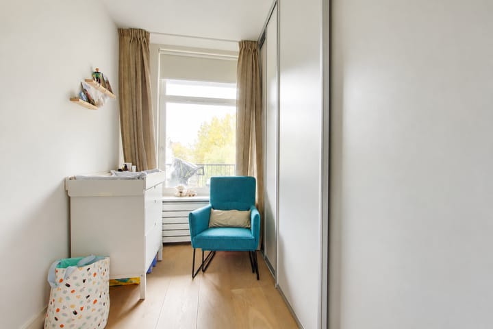 Appartement te huur: Van Oldenbarneveldtplein 13-2, Amsterdam
