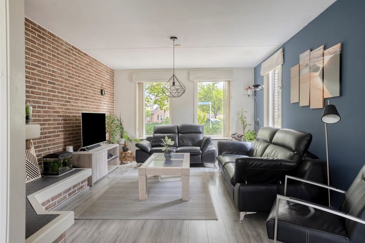 Photo 2 of Brahmsstraat 20