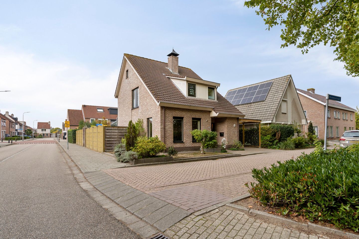 Photo 1 of Brahmsstraat 20