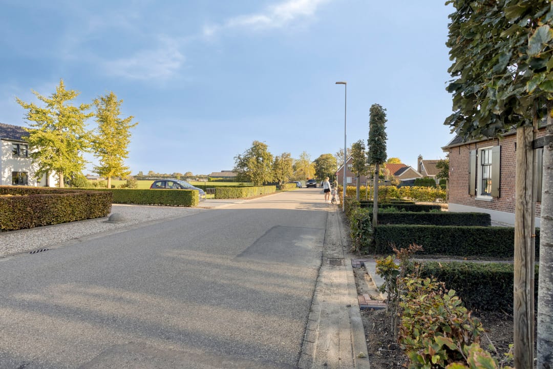 Photo 8 of Nederhemertsekade 11