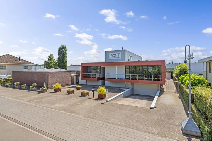 Laagsteen 15, Breda