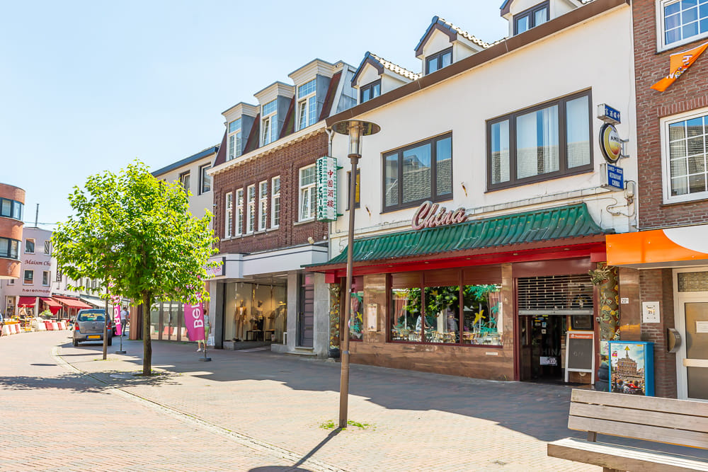 Bekijk foto 1 van Markt 20