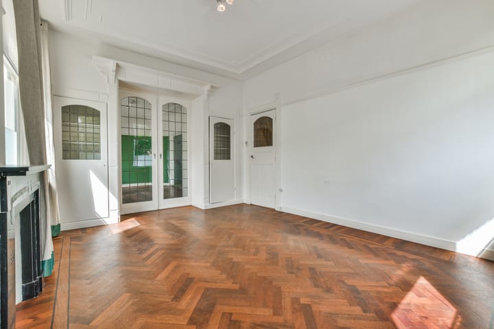 Photo 5 of Johannes Verhulststraat 224-H