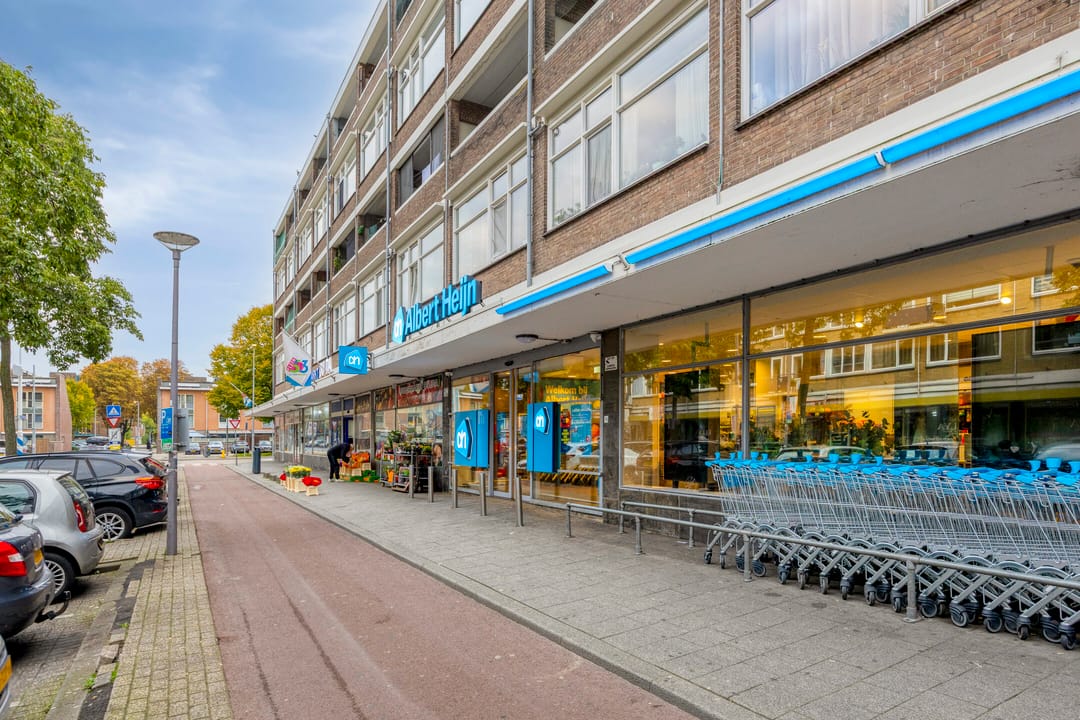 Photo 28 of Krabbendijkestraat 67