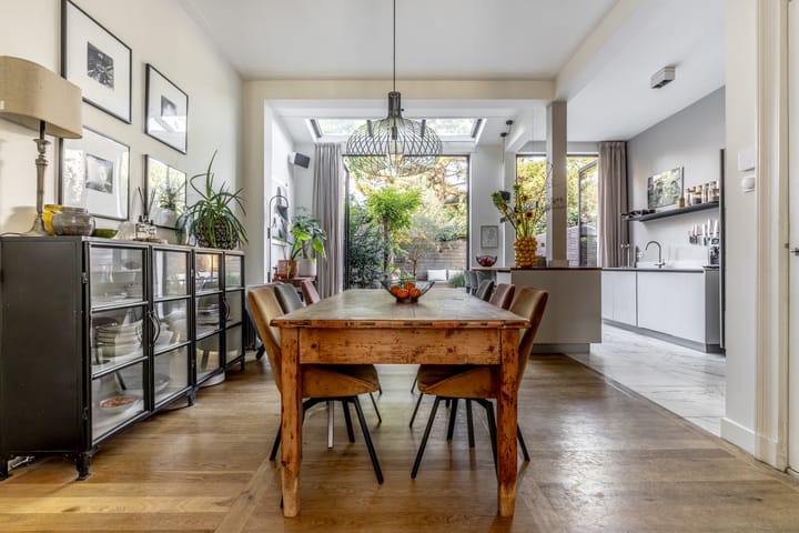 Tussenwoning te koop: Coornhertstraat 2, Haarlem