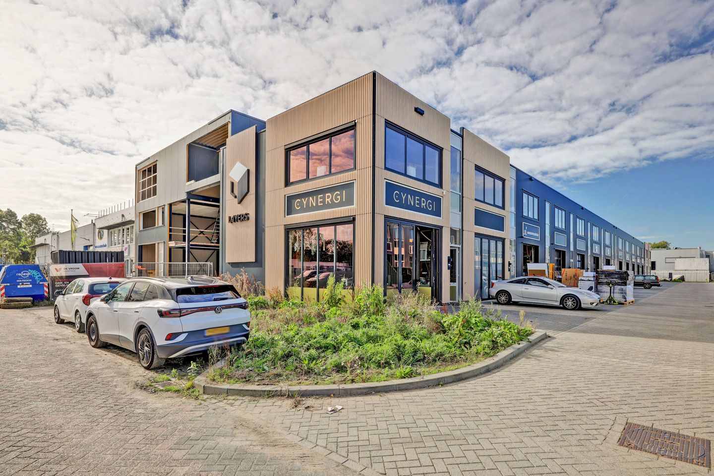 View photo 1 of Lelystraat 80-a