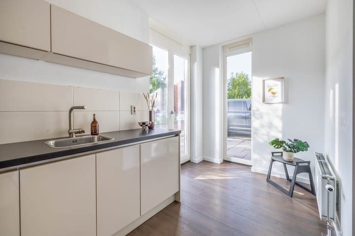 Tussenwoning te koop: Burgerwaard 55, Arnhem