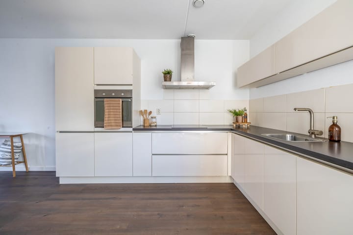 Tussenwoning te koop: Burgerwaard 55, Arnhem