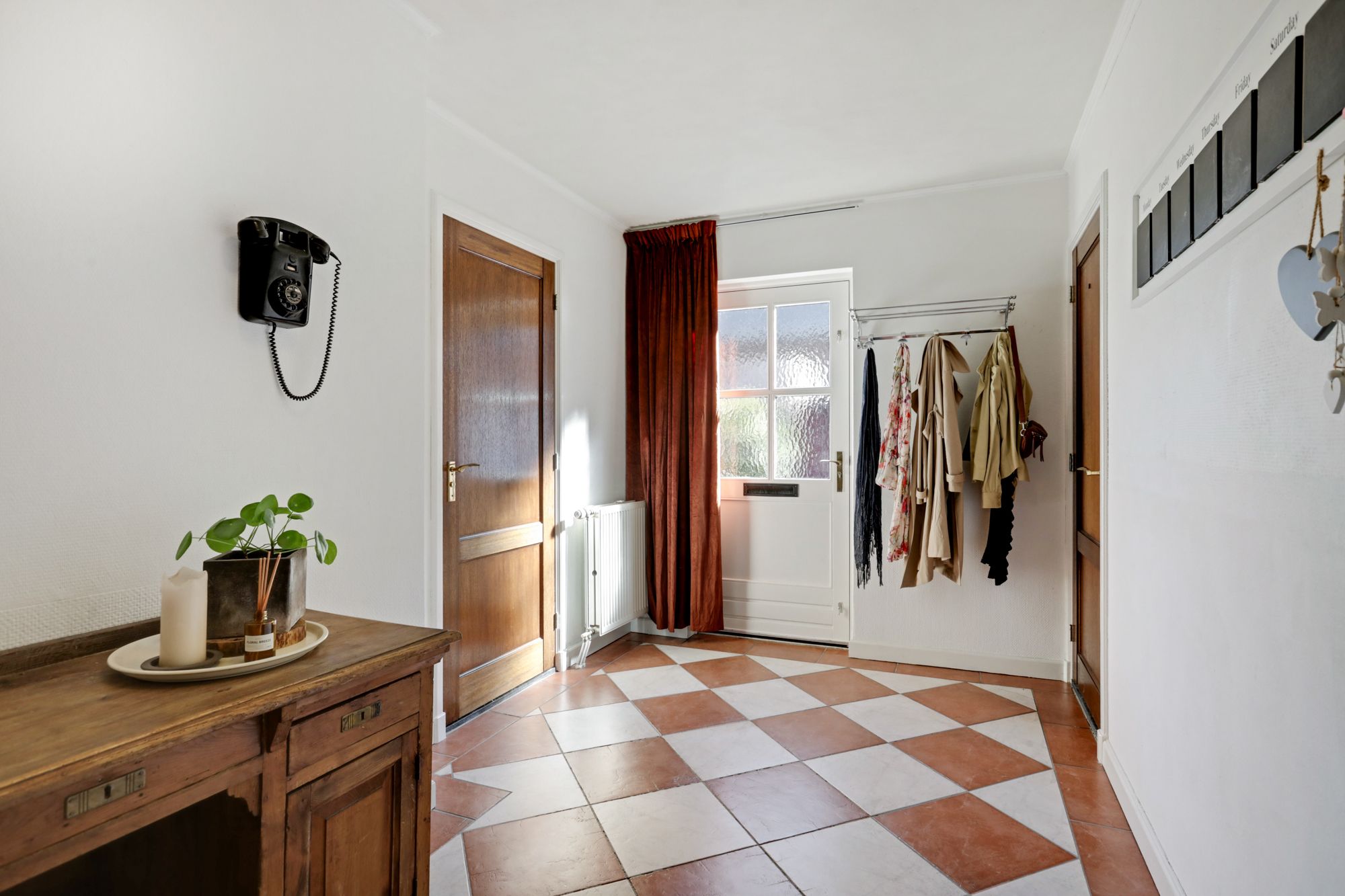 Photo 12 of Pastoor Meursstraat 1