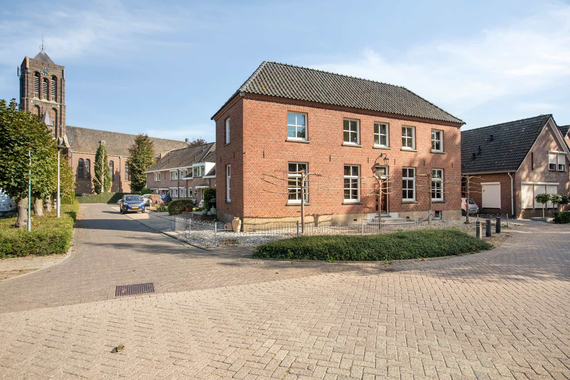 Photo 9 of Pastoor Meursstraat 1