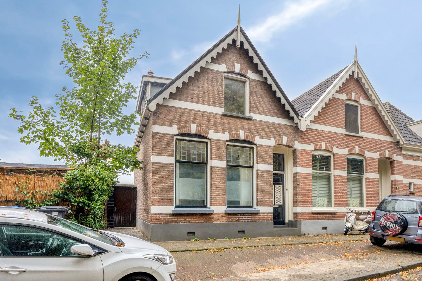 Foto 1 van Jacobus Reviusstraat 1