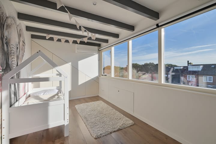 Tussenwoning te koop: Irenestraat 12, Wilnis