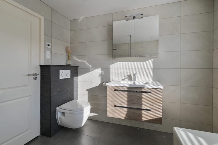 Tussenwoning te koop: Irenestraat 12, Wilnis