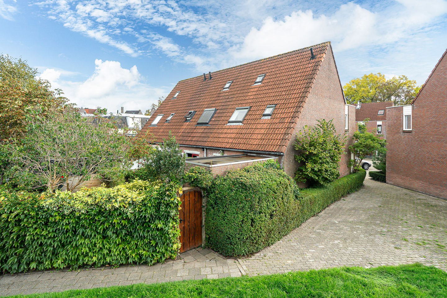 Photo 25 of Roodborststraat 11